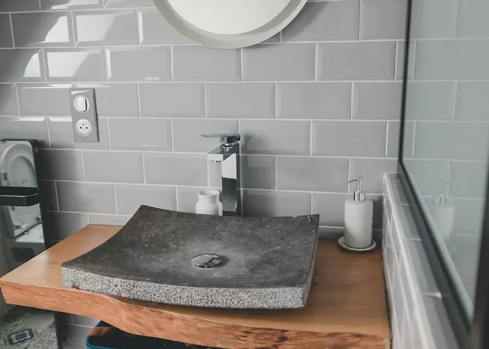 Nyaraló Du Manoir Le Roc Couze-et-Saint-Front