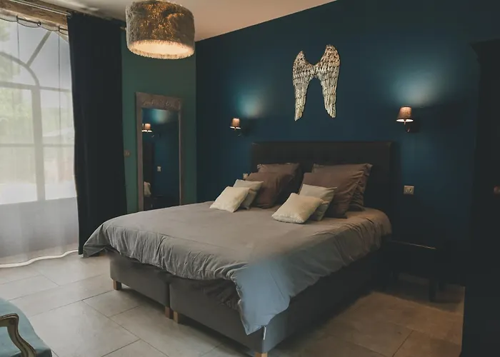 Du Manoir Le Roc Couze-et-Saint-Front